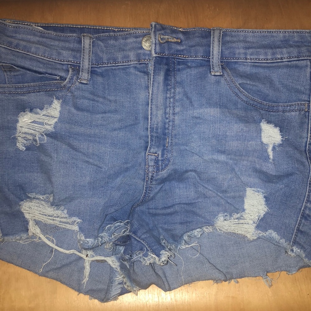 Klique B. Shorts